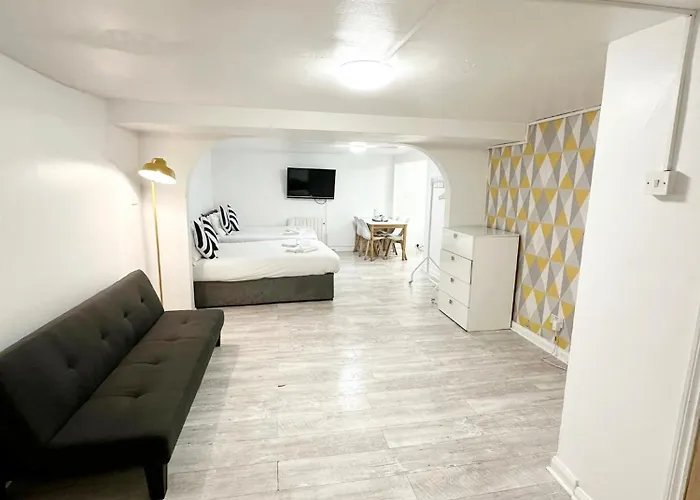 Hotel Number 75 Hove