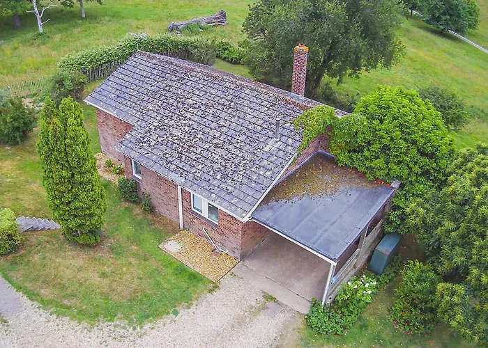 Secluded 3 Bed Cottage In Private Parkland Brockenhurst