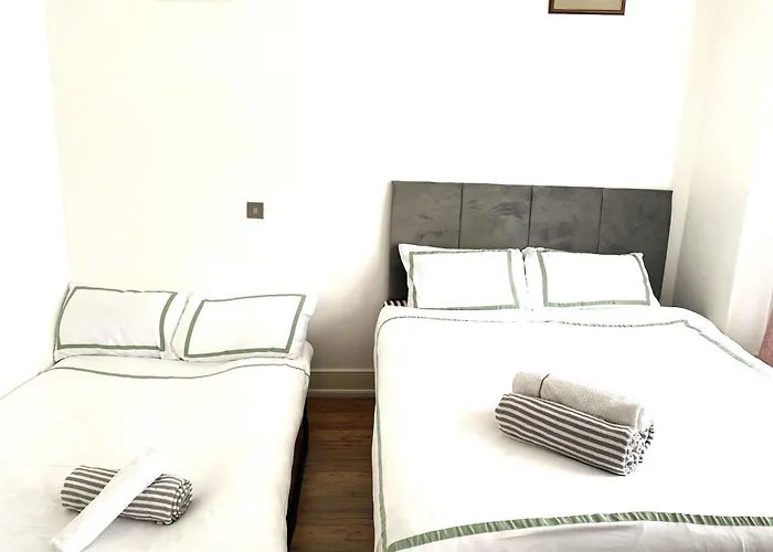 Luxury Guest House London