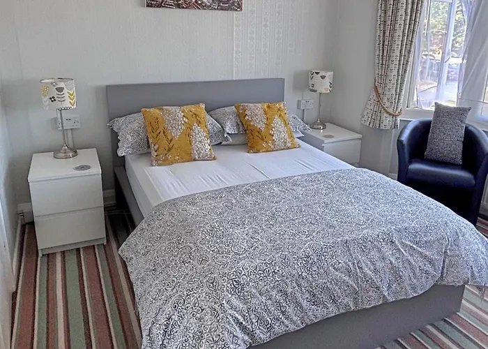 Hudsons Guest House - Adults Only Weymouth