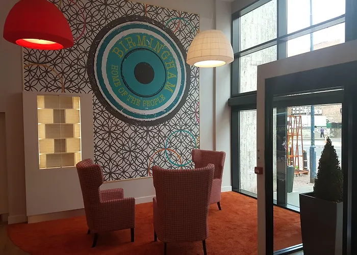 Holiday Inn Birmingham City By Ihg Con una Pista de Golf