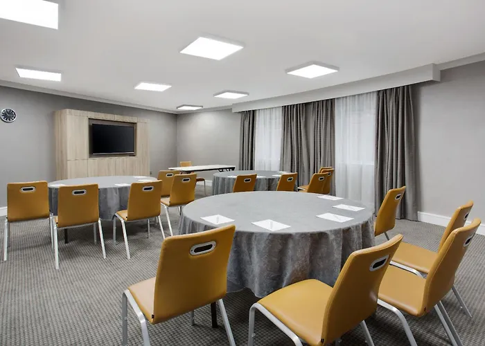 Leonardo Hotel And Conference Venue Hinckley Island