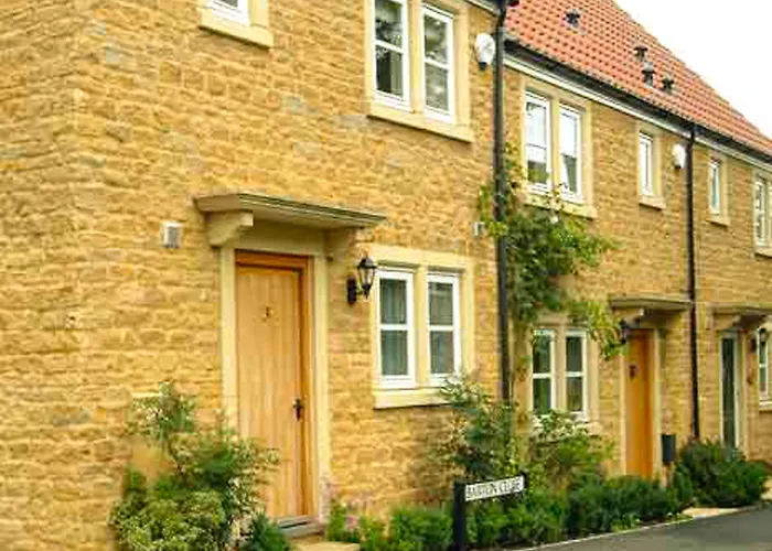 Hollies Hotel Martock