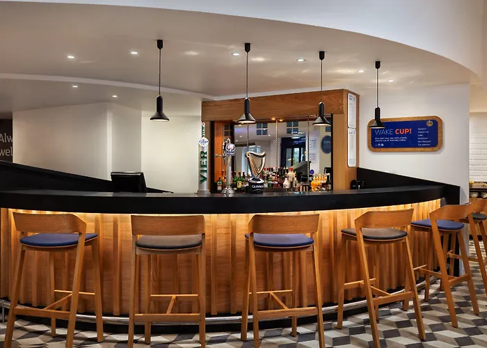 Holiday Inn Express Strathclyde Park M74, Jct 5 By Ihg Motherwell