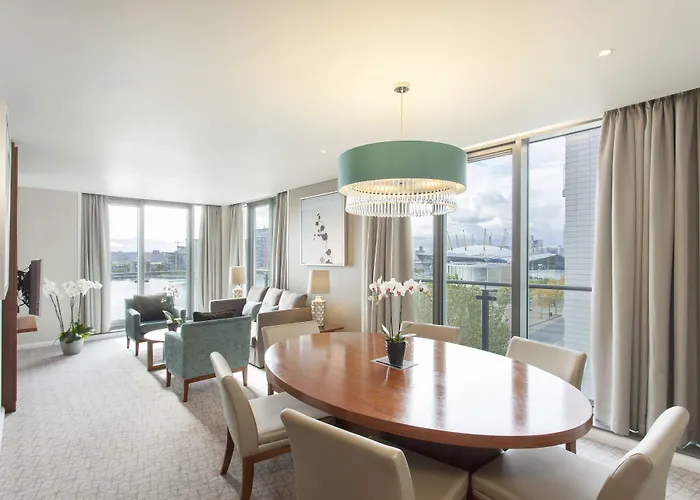 Crowne Plaza London - Docklands By Ihg Hotel