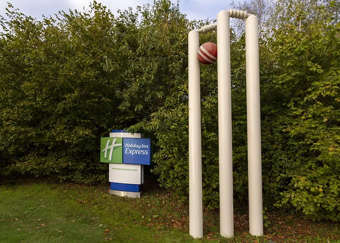 Holiday Inn Express Southampton - M27, J7 By Ihg Hedge End