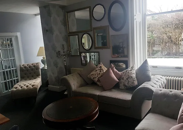 Mcinnes House Rooms With Breakfast Kingussie