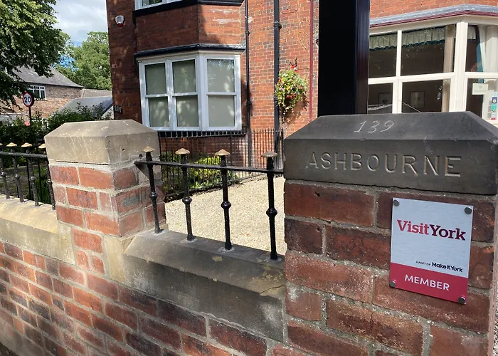 Bed and Breakfast Ashbourne House York