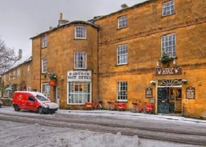 The White Hart Hotel Martock