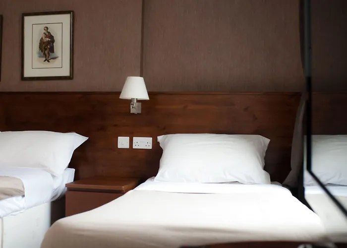 Edinburgh House Hotel