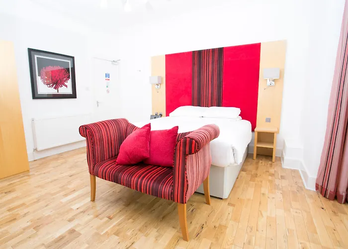 Clubhouse B& B Hotel Nairn
