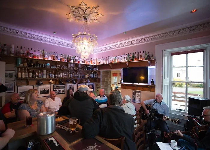 Callander Hotels