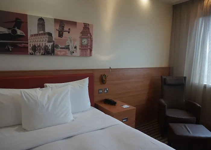 Hotel Hampton By Hilton Luton Airport