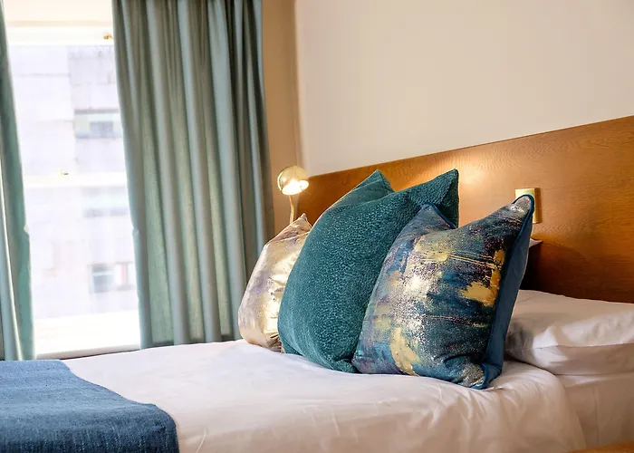 Charlemont Arms Hotel Armagh