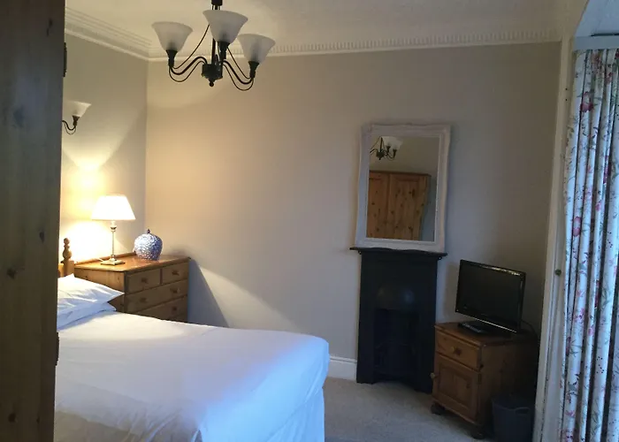 Llwyn Country House Llanelli
