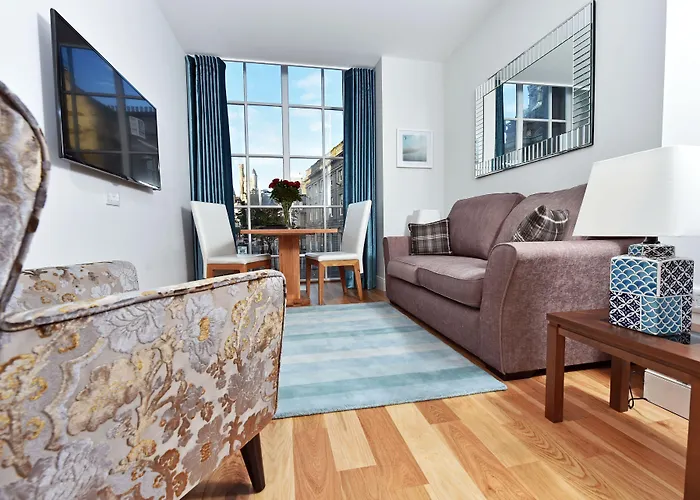Royal Athenaeum Suites Aberdeen