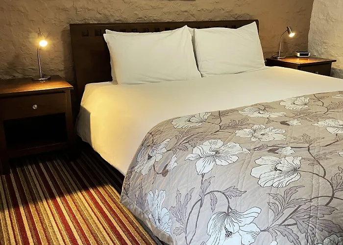 The Royal Oak Burford Bed & Breakfast