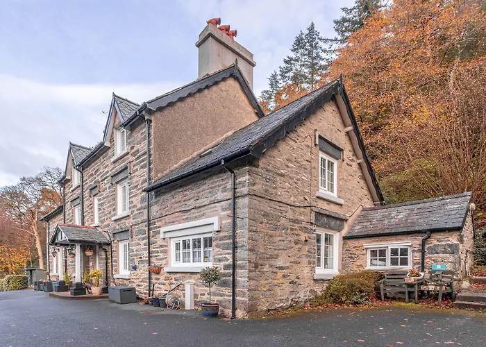 Glyntwrog House Bed & Breakfast Betws-y-Coed