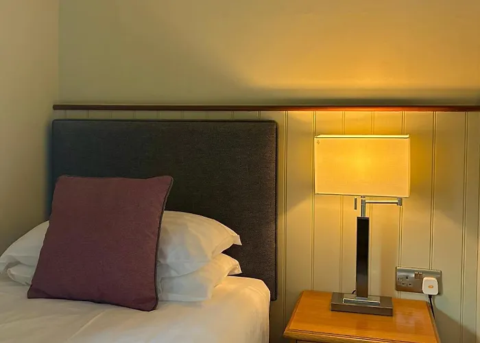 St. Davids Cross Hotel