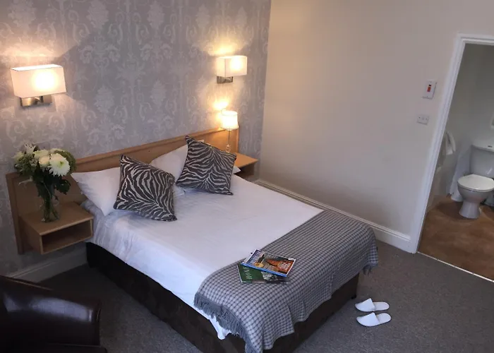 Westlynn Hotel & Apartments Free Parking Near Manchester Centre