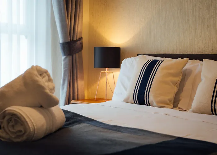 Lindholme Guest House Tenby
