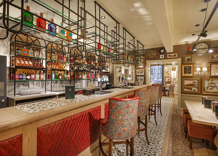 The Wynnstay Hotel, Oswestry, Shropshire - The Coaching Inn Group