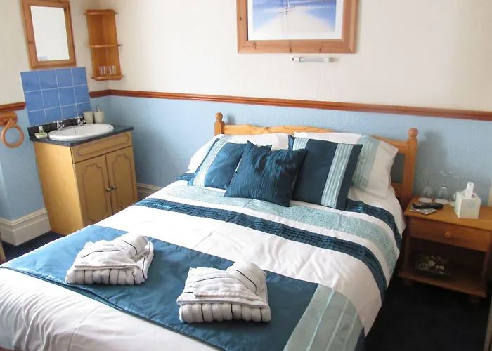 Tregella Guest House New Quay