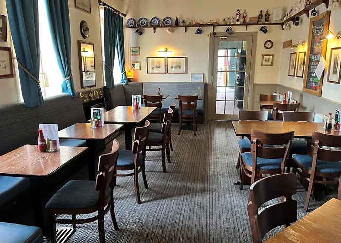The Famous Star Hotel Moffat