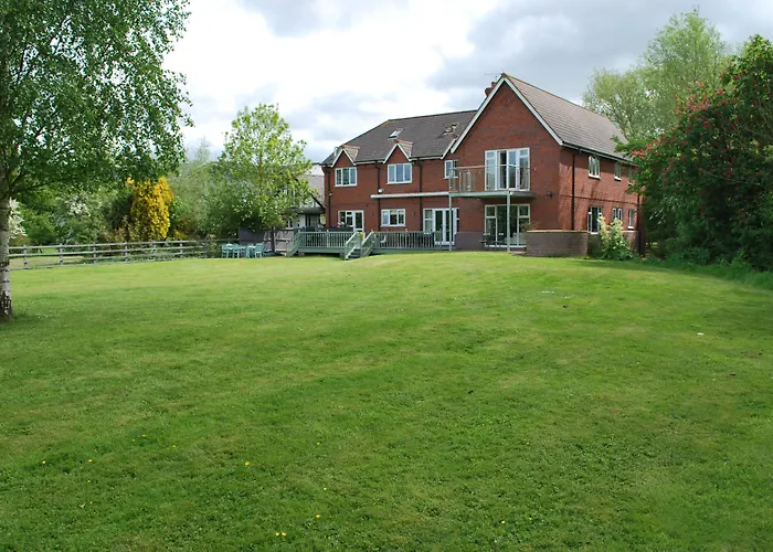 The Waters Edge Guest House Stratford-upon-Avon
