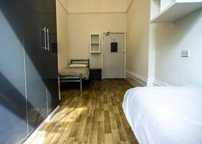 Sandeman-Allen Hostel London