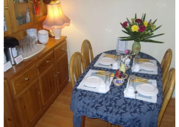 Amazon Guest House Oxford