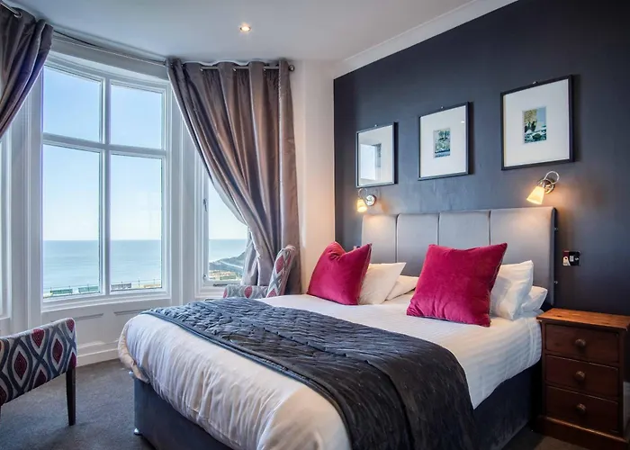 Hotel The Helaina Scarborough