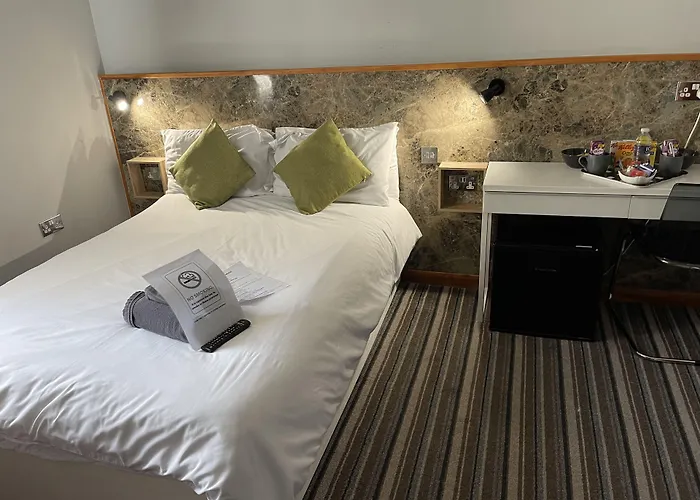 The Six Bells Hotel Enfield