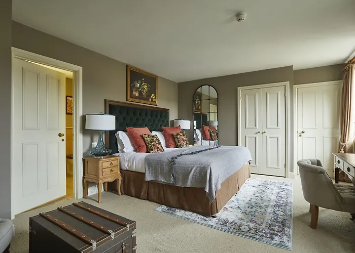The Methuen Arms Hotel Corsham