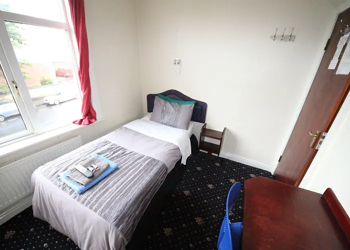 Avalon Guest House Leeds 