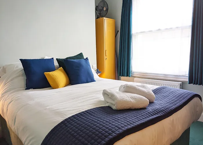 The Stirling Arms Pub & Rooms Hove