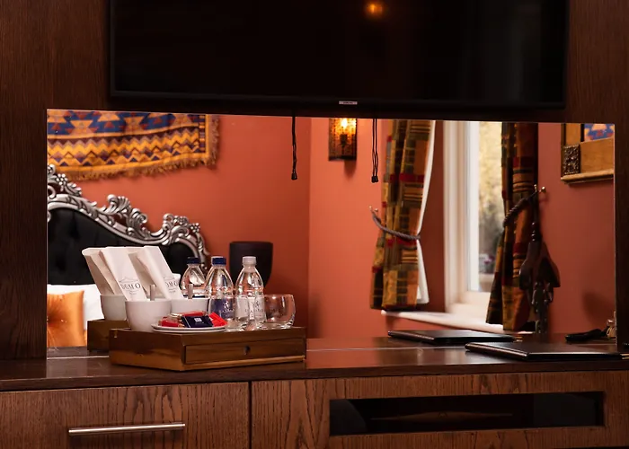 Domo Boutique Hotel Oldbury 