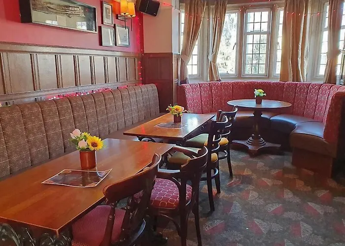 The Airman Hotel Feltham