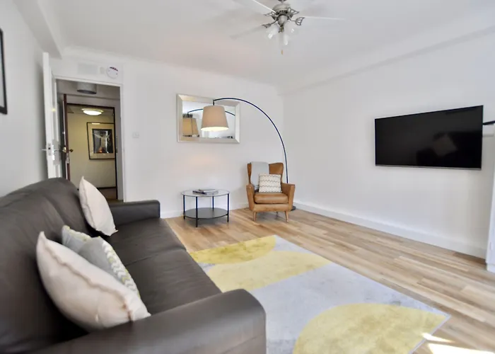 Marlyn Lodge - City Of London