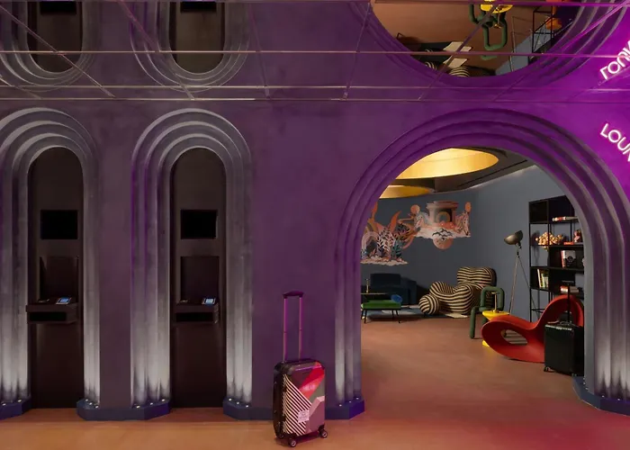 Hotel Moxy London Piccadilly Circus