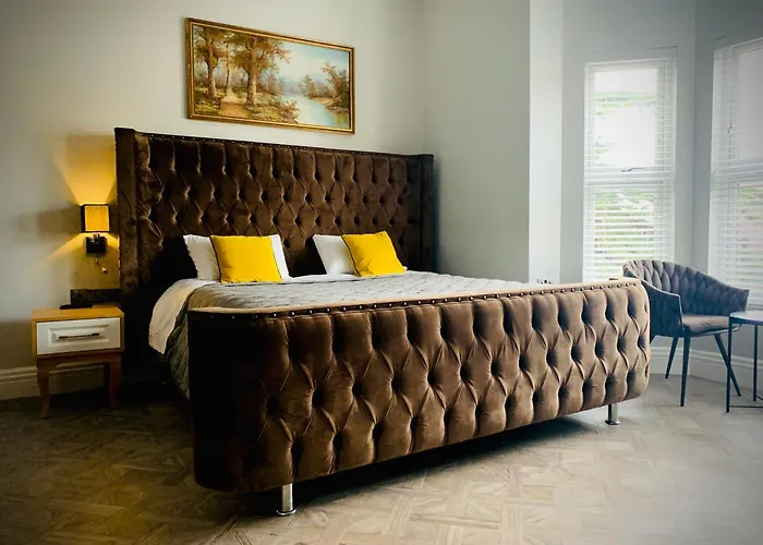 Tamworth Hotels