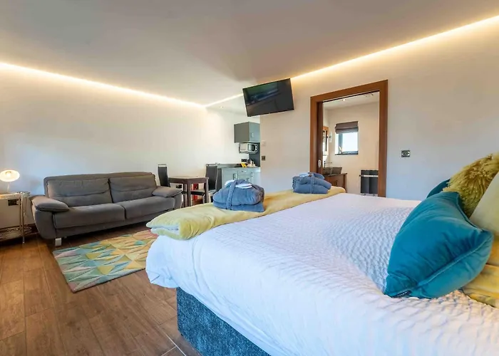 Antrim House Guest Rooms & Suites (Adults Only) Portrush