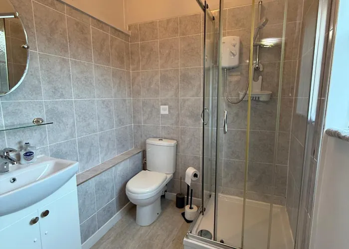 Spring Garden Guest House Gosport