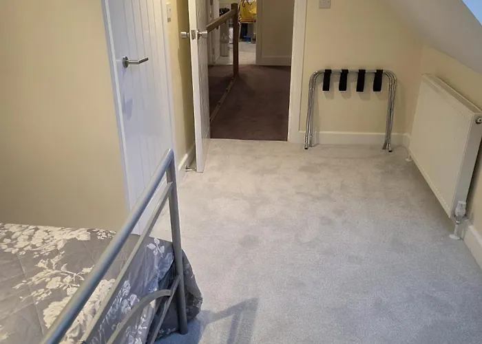 Folly Fields Farm B&B Yetminster