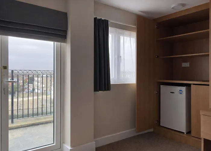 Best Western Northfields Ealing Hotel -Northfield Station Elizabeth Line Londres