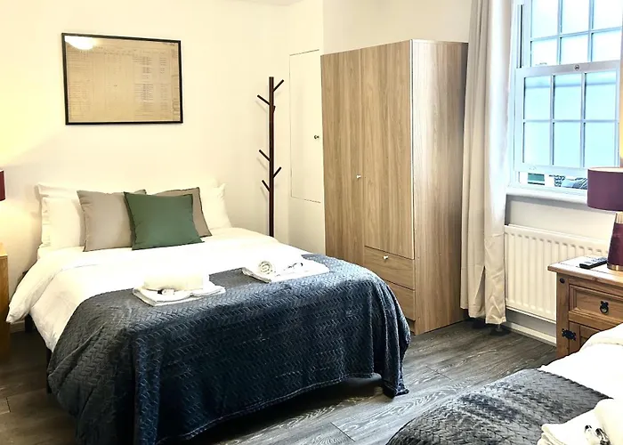 Guest And The City - Group Bookings Brighton