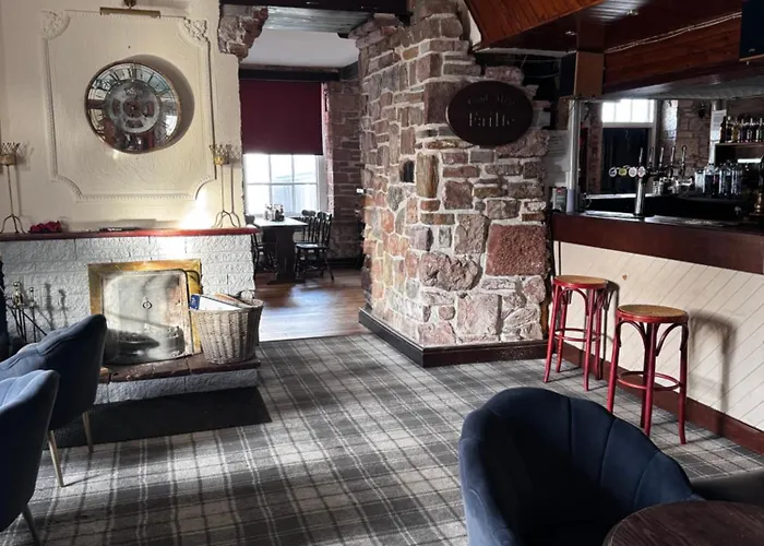 Ecclefechan Hotels