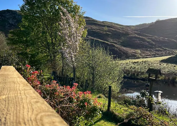 Private Clan Cottages Luxury Thatched Retreat Near Oban