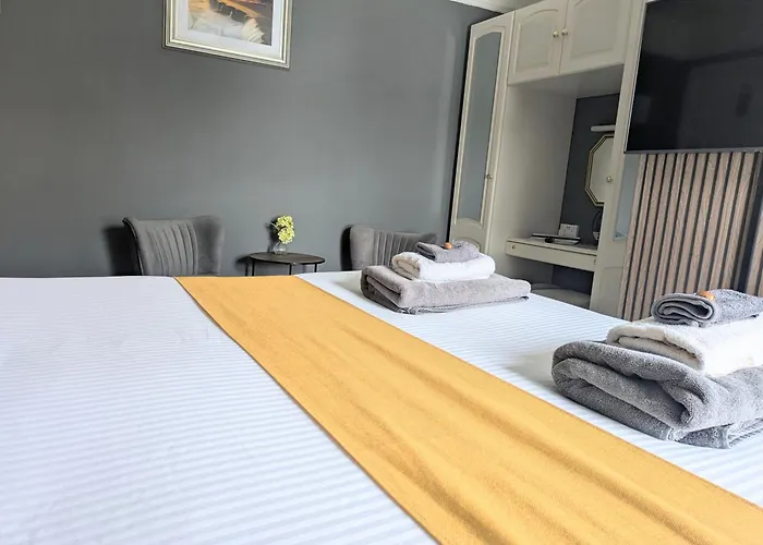 Sunnycroft Private Hotel Llandudno