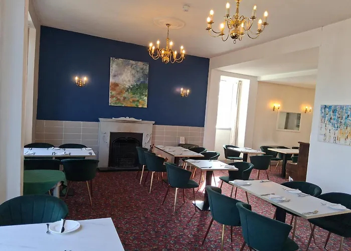 Hotel Square Tomintoul